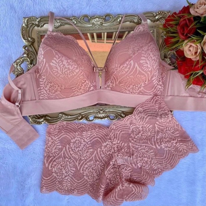 New4-Piece Sweet Bow Sexy Girl Set, Pure Desire Role Maid Plays Lace Bordered Off Shoulder Bra And Mesh Pajamas
